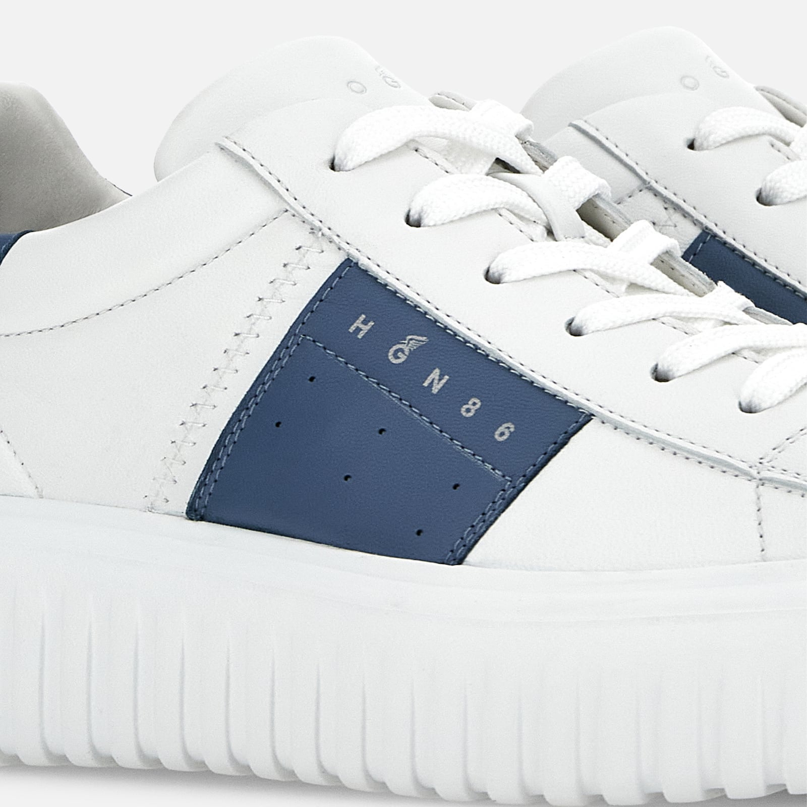 Sneakers Hogan H-Stripes
“White Light Blue”