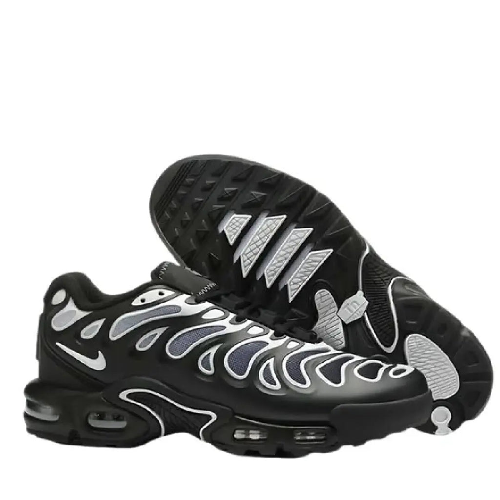Nike TN Drift Reverse Panda patike – prednji ugao i detalji gornjišta