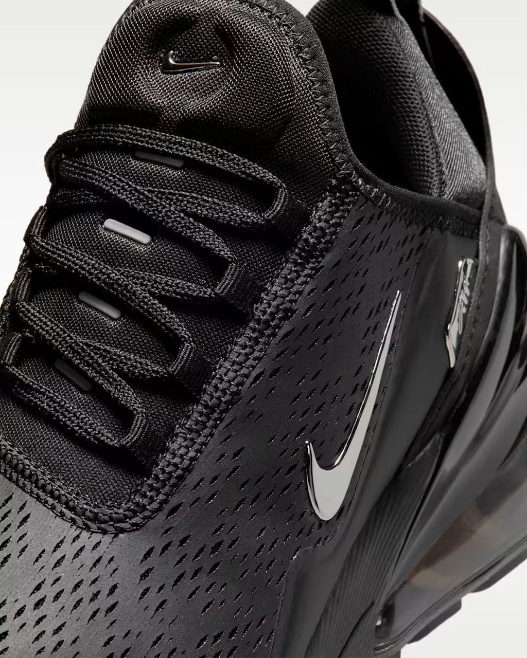 Nike Air Max 270 Premium Black / Silver – detalj gornjišta i pertli